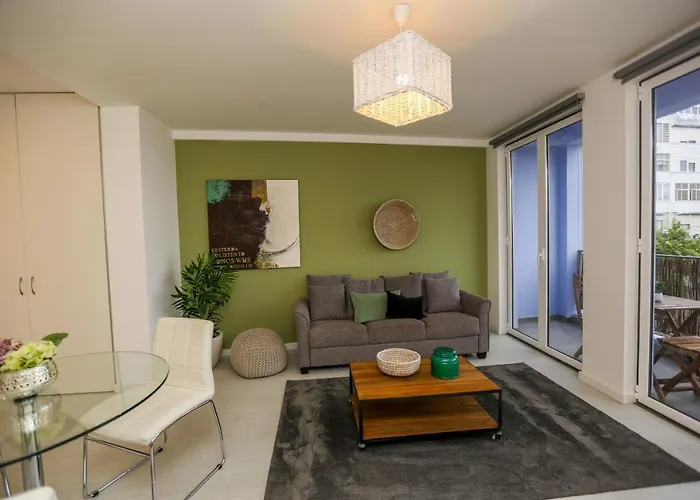 شقة Enjoy Graca 2 *